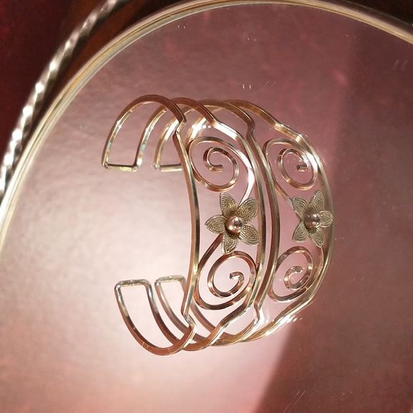 Krementz Two Toned Rose/Yellow Goldtone Bracelet - Vintage 1950s - Picture 4 of 8